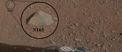 robot curiosity, identifie, caillou sur Mars, petite caméra, Nasa, découvertes scientifiques, science, planète, insolite,