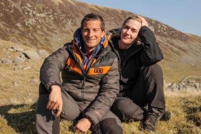 Kate winslet rejoue une scene mythique de titanic a bear grylls 1