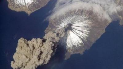 volcan se réveille, alaska, Cleveland, réveillé, explosion, cendres, éruption, vapeur, gaz, expert, Anchorage, fumée, altitude, insolite,