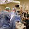 un homme, se réveille, sans pénis, après une opération, insolite, hospitalisé, organe génital, circoncision, inflammation, douleur,