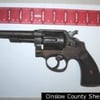 pistolet, dissimulé, dans son rectum, insolite, policiers, fouilles, infractions, Michael Leon Ward, contrebande, 25 centimètres, prison, insu des autorités,